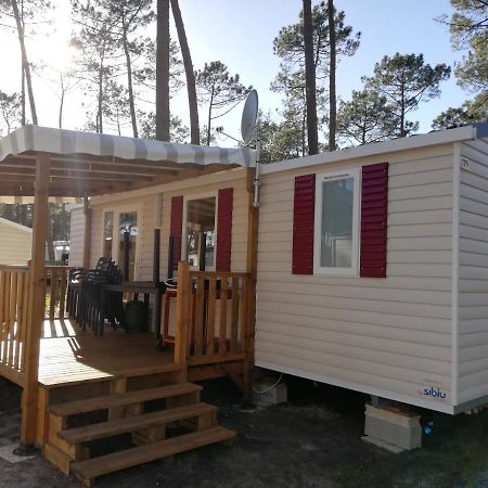 Mobilhome Saint Julien En Born Exterior foto