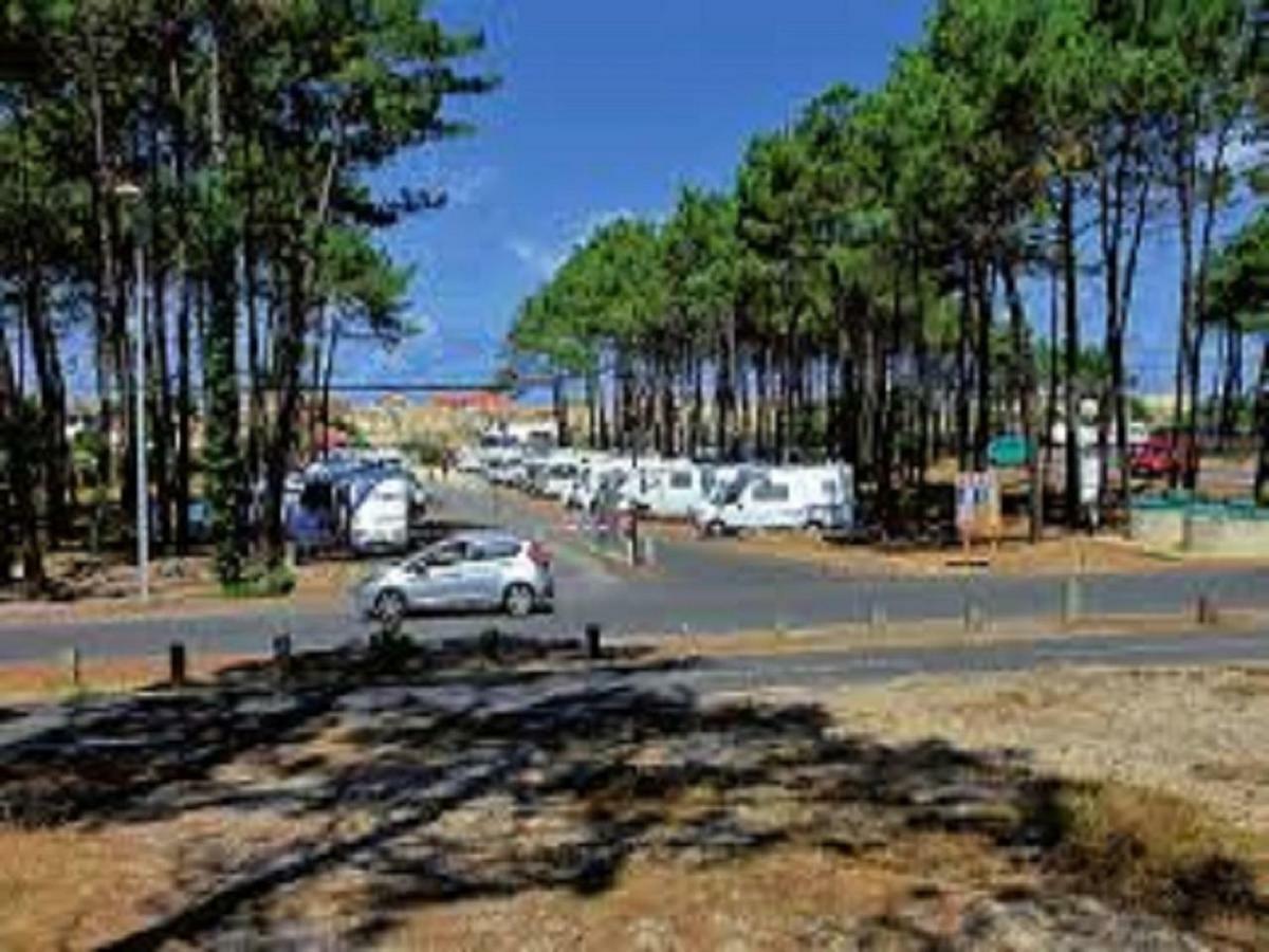 Mobilhome Saint Julien En Born Exterior foto