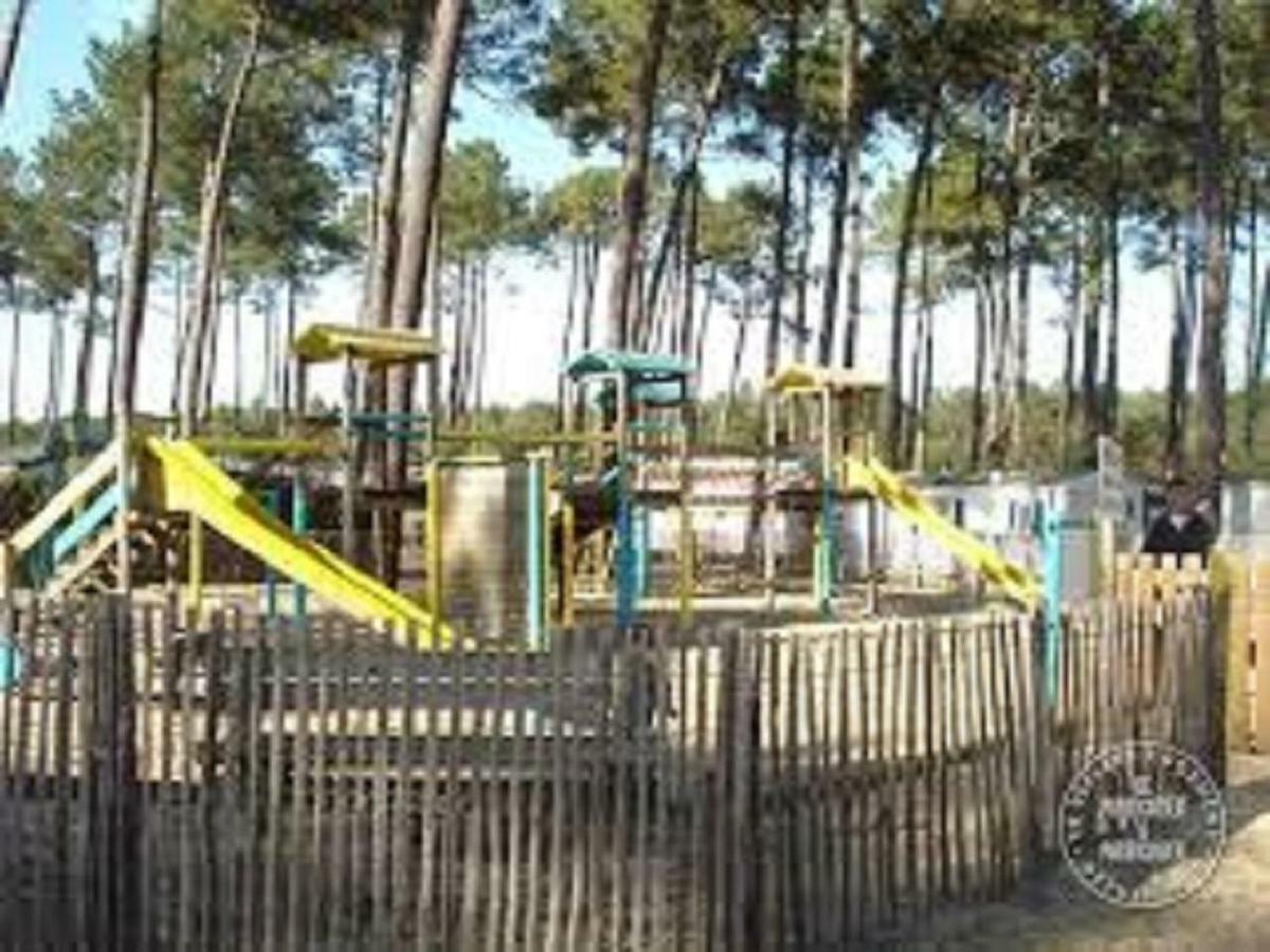Mobilhome Saint Julien En Born Exterior foto
